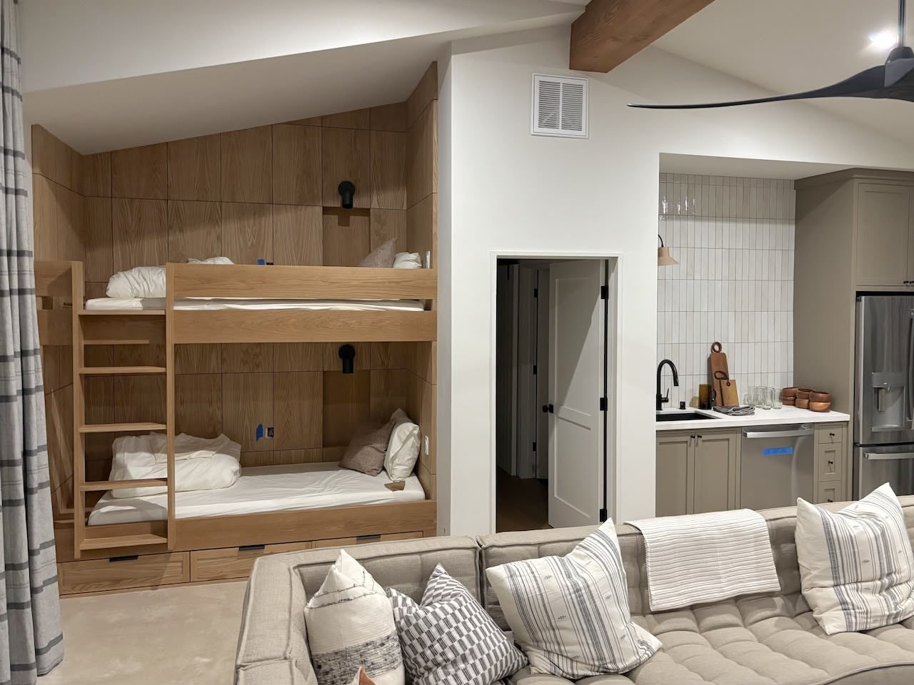 Teen Room Bunkbeds